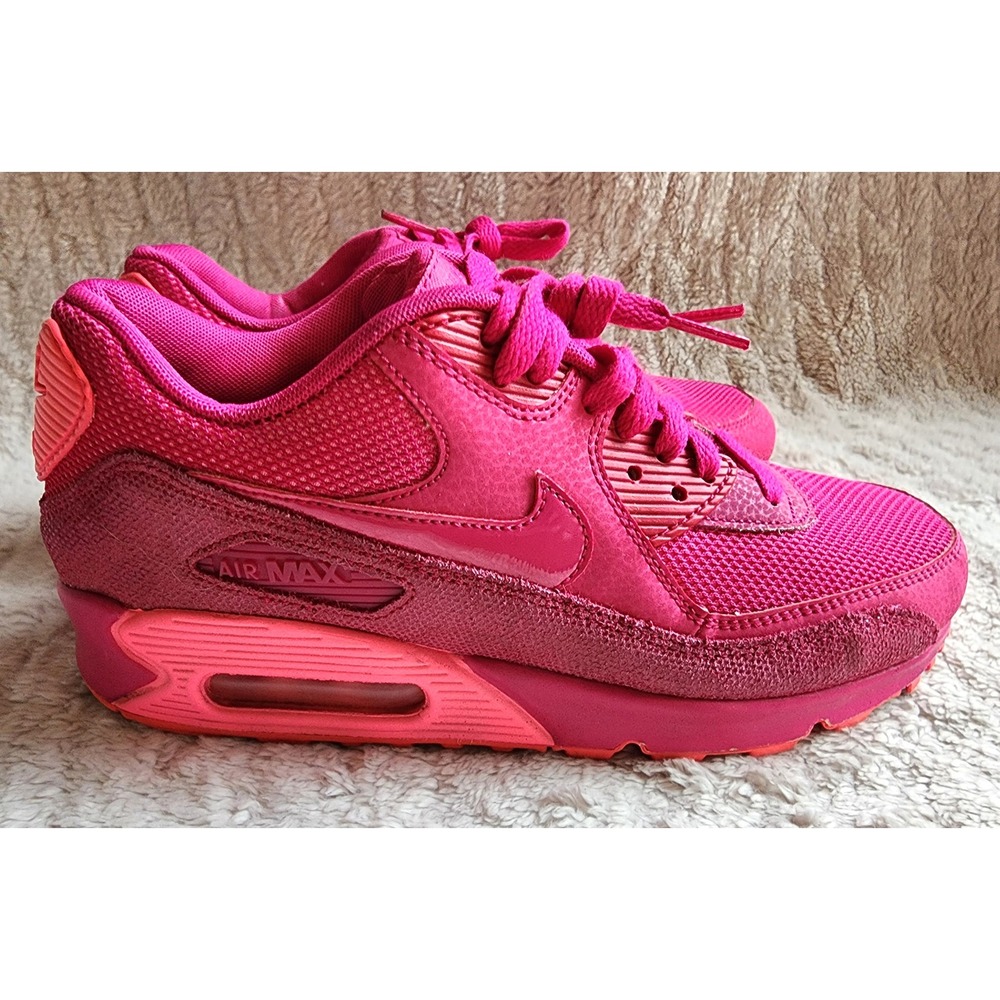 Nike Air Max 90 Hyper Pink Fireberry Womens Sneakers Size 9